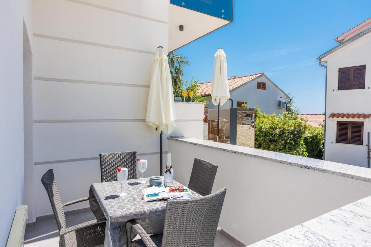 Apartments Petra Krk Krk Town Zewnętrze zdjęcie